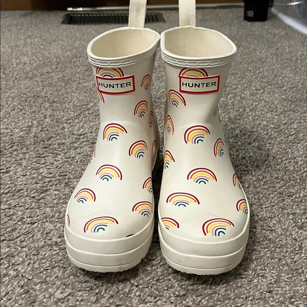 Rare Brand new short, Hunter rain boots - Picture 2 of 6
